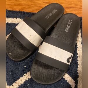 men’s sandals